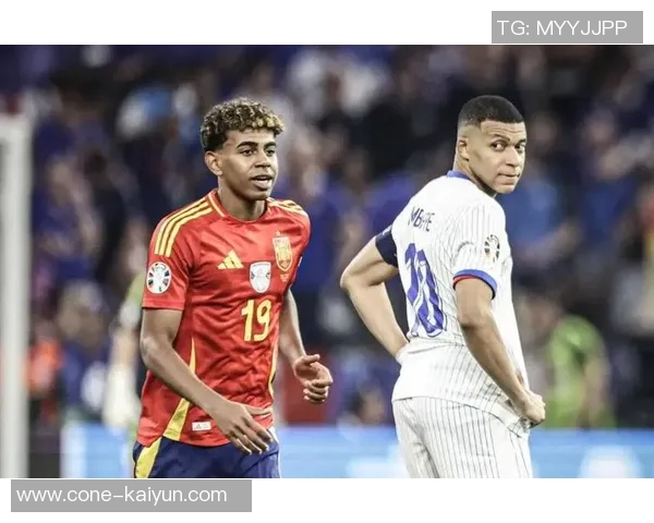 阿拉巴称赞姆巴佩为最佳球员自信能全场出战90分钟 阿拉巴称赞姆巴佩为最佳球员自信能全场出战90分钟