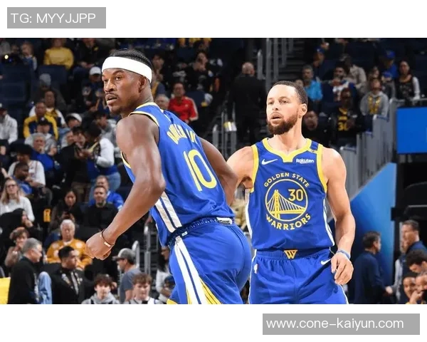 科尔盛赞巴特勒为顶级单打球员我们将围绕他与库里打造球队核心 科尔盛赞巴特勒为顶级单打球员我们将围绕他与库里打造球队核心