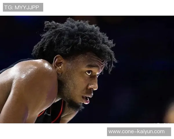 步行者签约卡梅隆佩恩为训练营球员同时裁掉德朗赖特