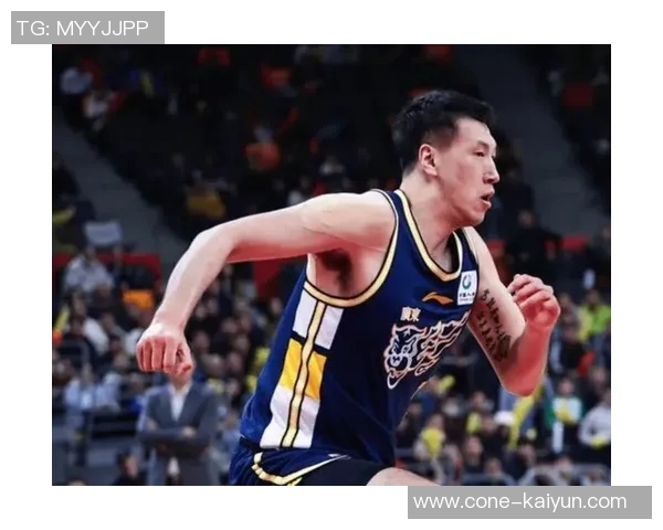 杜润旺分享周鹏与二飞的教导心得球场内外的成长与人生哲学